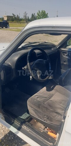 GAZ 3110 2001, 320,000 km - 2.4 l - Göyçay