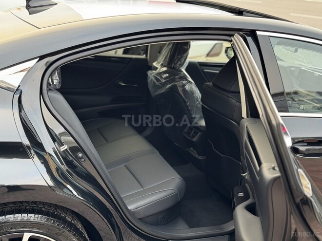 Lexus ES 300h 2025, 0 km - 2.5 l - Bakı