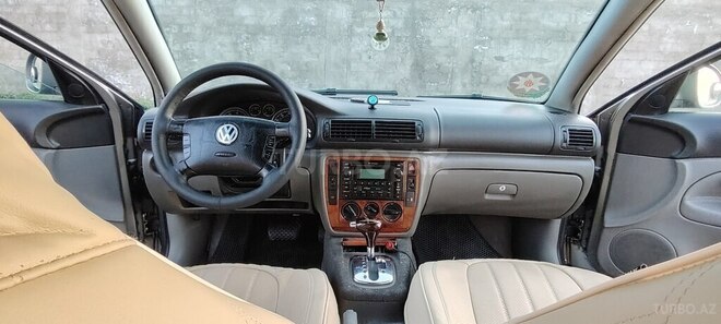 Volkswagen Passat 2004, 234,312 km - 1.8 л - Bakı