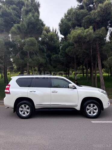 Toyota Land Cruiser Prado 2014, 150,000 km - 3.0 л - Bakı