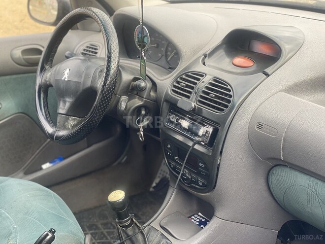 Peugeot 206 2004, 300,000 km - 1.6 l - Bakı