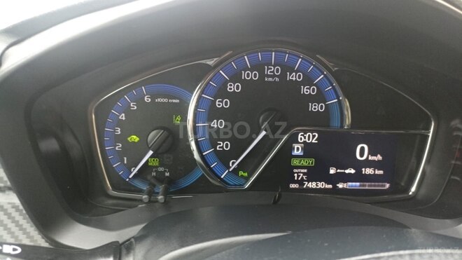 Toyota Corolla Fielder 2019, 74,800 km - 1.5 л - Bakı