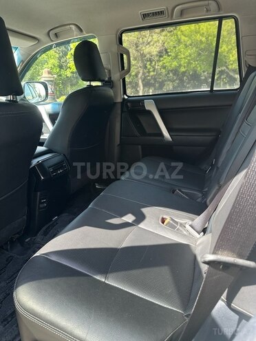 Toyota Land Cruiser Prado 2017, 87,600 km - 2.7 l - Bakı