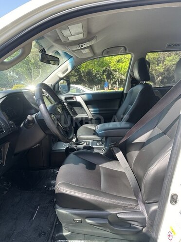 Toyota Land Cruiser Prado 2017, 87,600 km - 2.7 l - Bakı