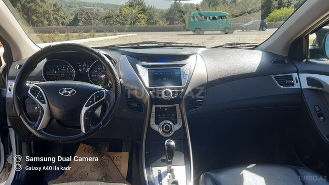 Hyundai Elantra 2012, 180,247 km - 1.8 l - Tovuz