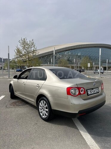Volkswagen Jetta 2009, 248,000 km - 1.6 l - Bakı