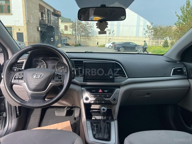 Hyundai Elantra 2016, 250,000 km - 2.0 l - Bakı