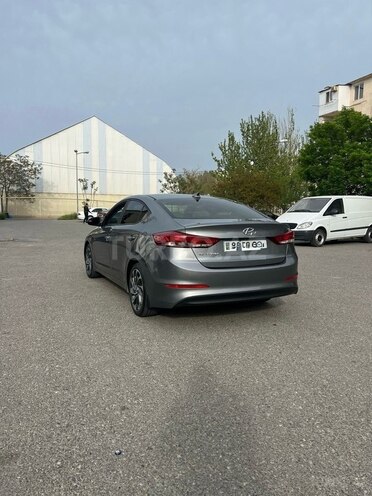 Hyundai Elantra 2016, 250,000 km - 2.0 l - Bakı