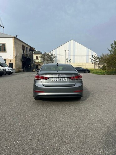 Hyundai Elantra 2016, 250,000 km - 2.0 l - Bakı