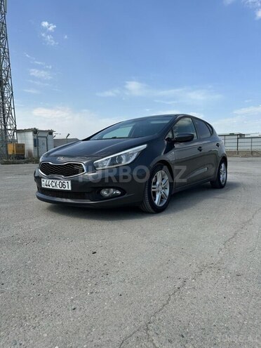 Kia Ceed 2014, 220,000 km - 1.6 l - Bakı