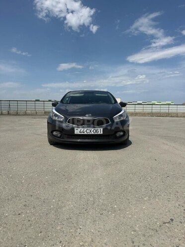 Kia Ceed 2014, 220,000 km - 1.6 l - Bakı