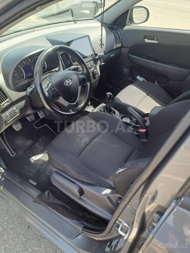 Hyundai i30 2009, 330,000 km - 1.6 l - Bakı