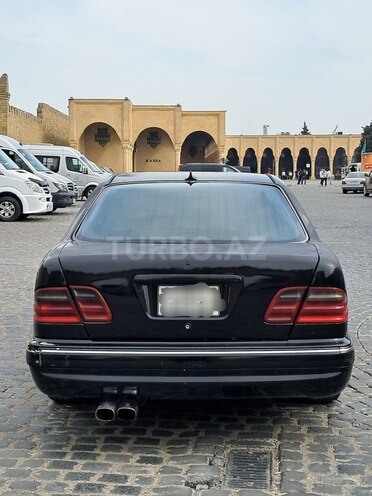 Mercedes E 320 1997, 226,000 km - 3.2 l - Bakı