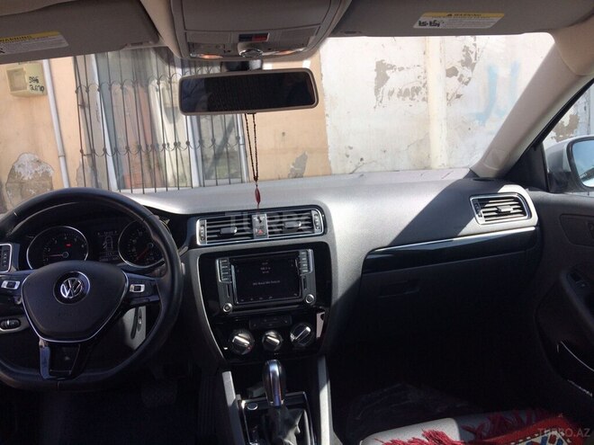Volkswagen Jetta 2016, 135,500 km - 1.8 l - Bakı