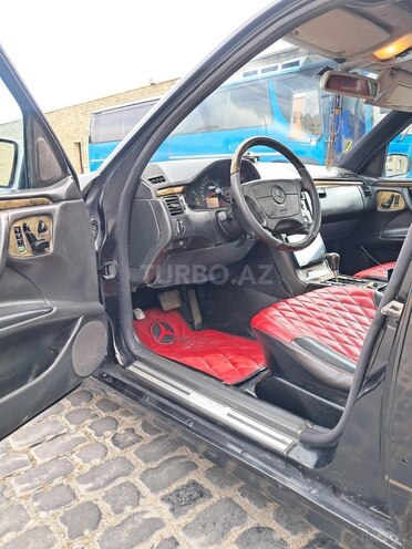Mercedes E 320 1997, 226,000 km - 3.2 l - Bakı