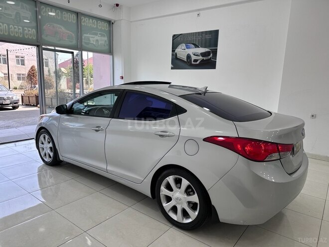 Hyundai Elantra 2013, 142,000 km - 1.8 l - Sumqayıt