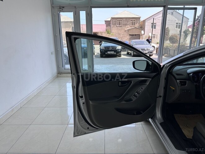 Hyundai Elantra 2013, 142,000 km - 1.8 l - Sumqayıt