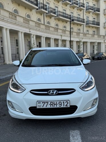 Hyundai Accent-1