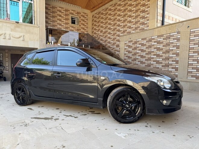 Hyundai i30 2010, 205,896 km - 1.4 л - Bakı