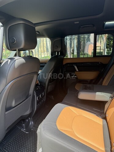 Land Rover Defender 2022, 67,000 km - 3.0 l - Bakı