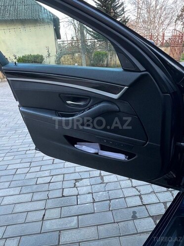 BMW 520 2014, 211,710 km - 2.0 l - Masallı