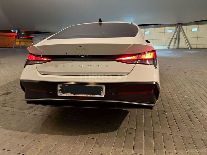 Hyundai Elantra 2024, 25,300 km - 1.6 л - Bakı