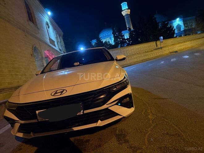 Hyundai Elantra 2024, 25,300 km - 1.6 л - Bakı