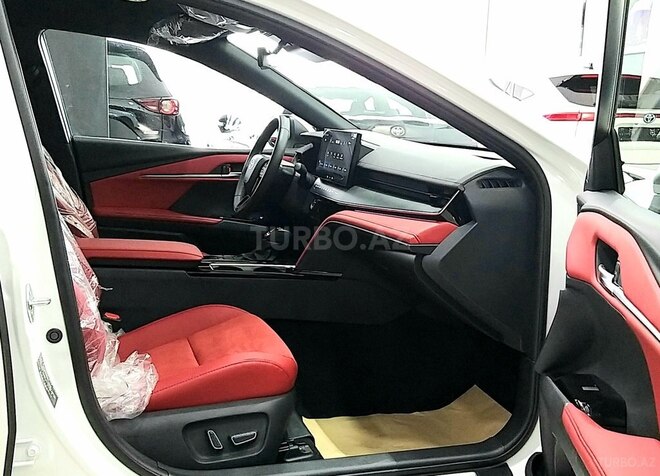 Toyota Camry-14