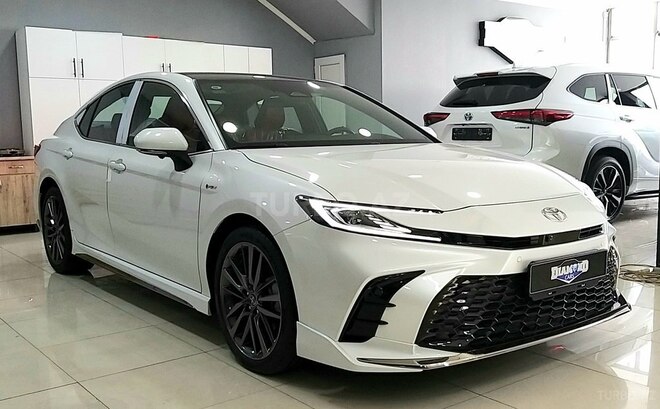 Toyota Camry-9