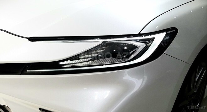 Toyota Camry-11