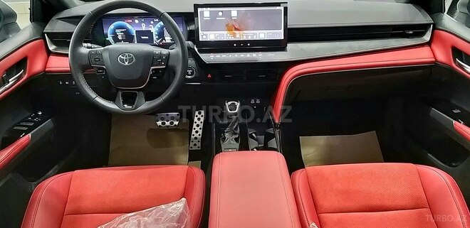 Toyota Camry-12