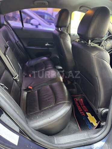 Chevrolet Cruze-8