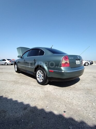 Volkswagen Passat 2003, 243,009 km - 1.8 l - Bakı