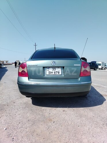 Volkswagen Passat 2003, 243,009 km - 1.8 l - Bakı