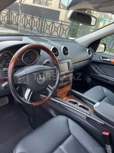 Mercedes GL 450 4MATIC 2007, 118,000 km - 4.7 l - Bakı
