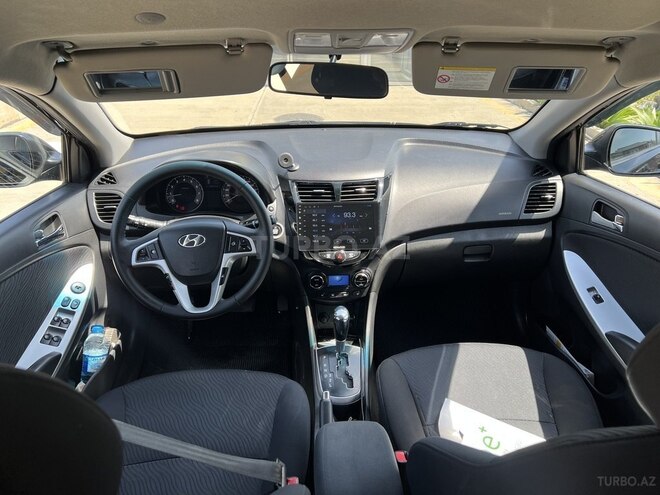 Hyundai Accent 2011, 228,000 km - 1.6 l - Bakı