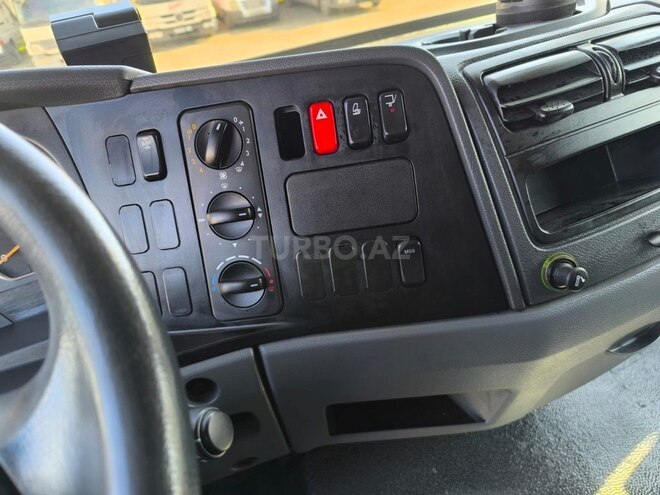 Mercedes Atego 818 2012, 302,905 km - 4.3 l - Bakı