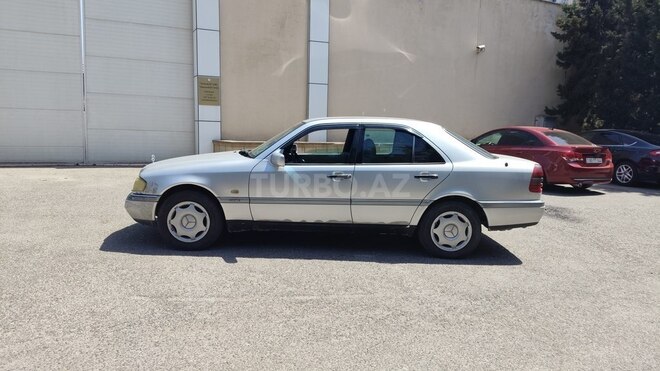 Mercedes C 220 d 1996, 345,667 km - 2.2 л - Bakı