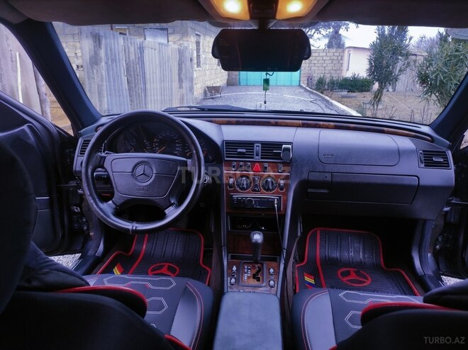 Mercedes C 180 1998, 430,000 km - 1.8 л - Şəki