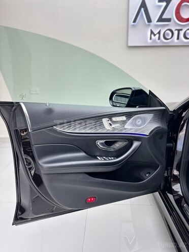 Mercedes CLS 450 4MATIC-8