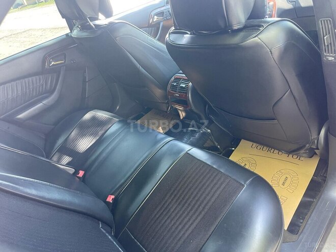 Mercedes S 320 2002, 396,548 km - 3.2 l - Bakı