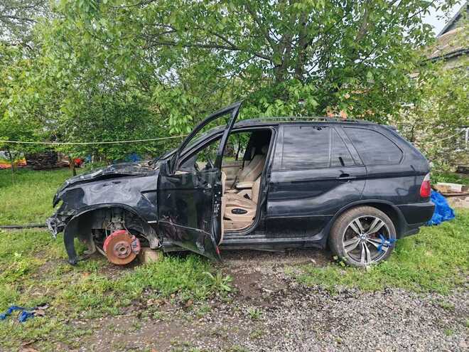 BMW X5 2003, 100,000 km - 4.4 l - Cəlilabad