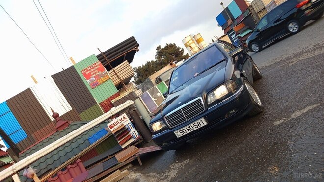 Mercedes C 180 1999, 402,000 km - 1.8 л - Bakı