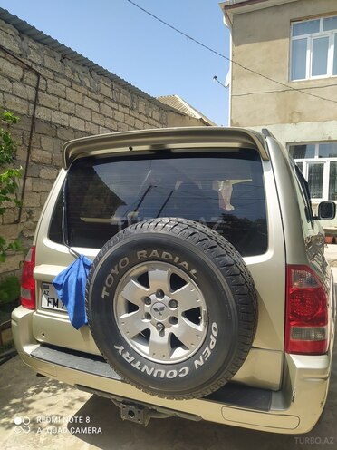 Mitsubishi Pajero 2004, 370,000 km - 2.8 л - Bakı