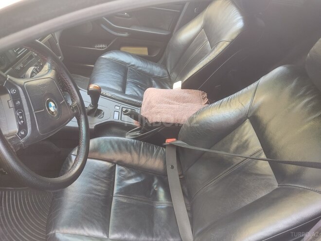 BMW 528 1999, 178,637 km - 2.8 l - Bakı