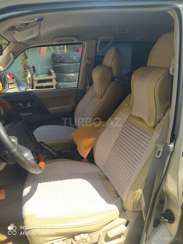 Mitsubishi Pajero 2004, 370,000 km - 2.8 л - Bakı