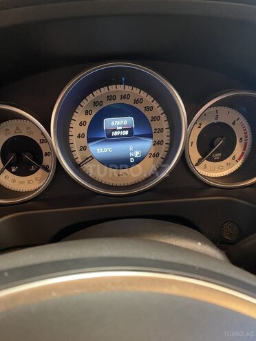 Mercedes E 220 d 2015, 189,100 km - 2.2 l - Bakı