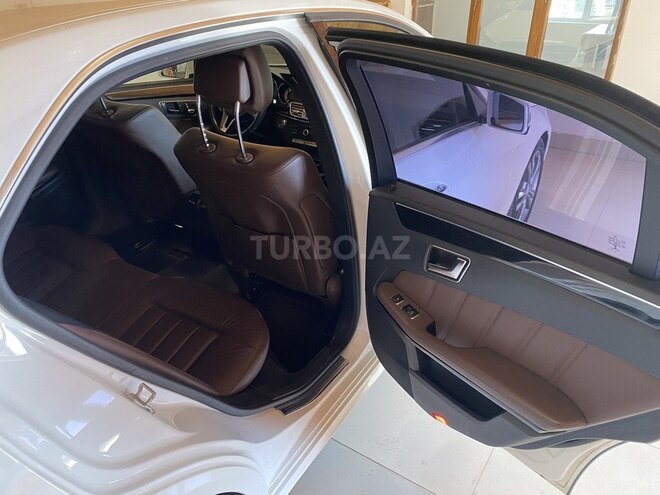 Mercedes E 220 d 2015, 189,100 km - 2.2 l - Bakı