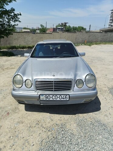 Mercedes E 230 1996, 305,326 km - 2.3 l - Bakı