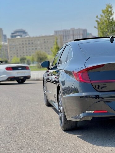 Hyundai Sonata-6